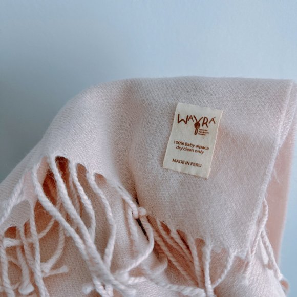 Wayra Peru Handmade Baby Alpaca Oversized Scarf - Picture 4 of 4